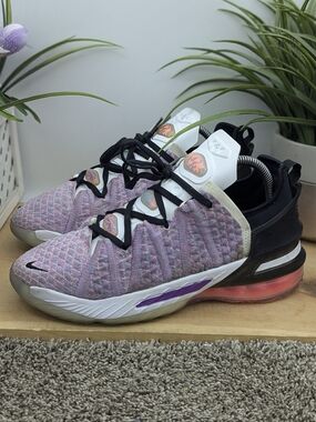 Nike LeBron 18 Graffiti Youth 6.5 Sports Shoes Women's Size 8 Casual Walking